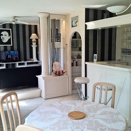 Le Bois Bryas Apartman Revin Kültér fotó